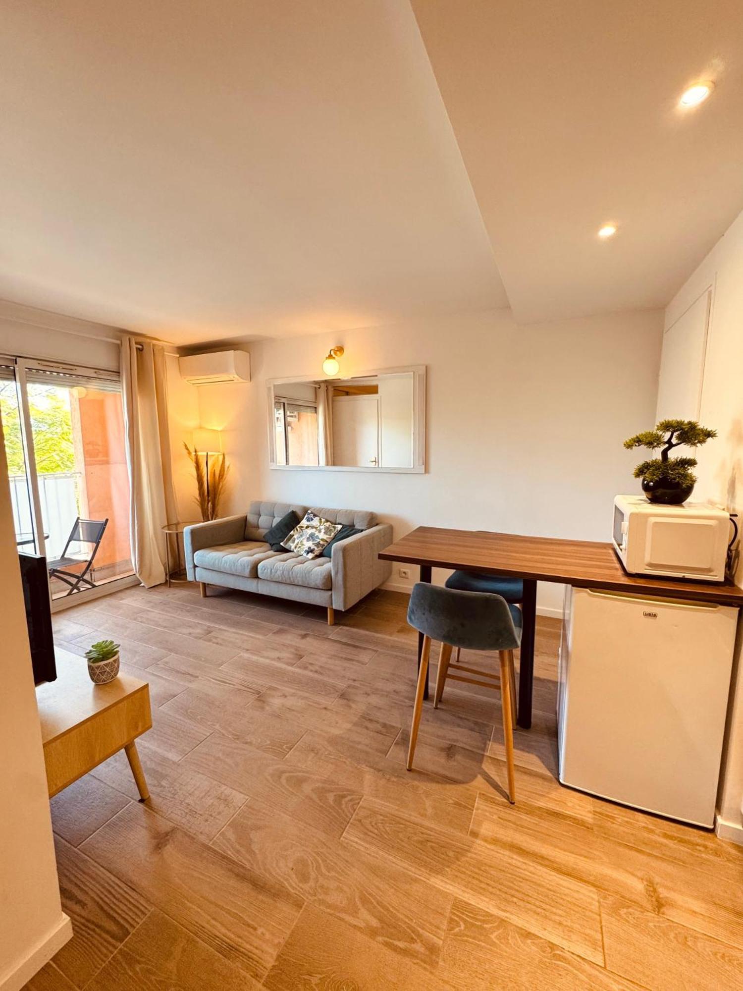 Apartment Claelle - 200m Mandelieu-la-Napoule